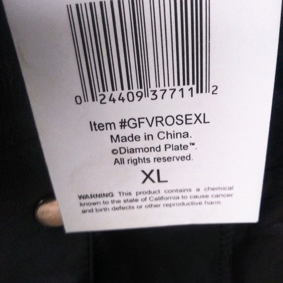 NWT Diamond Plate Buffalo Leather Vest embroidered - Picture 8 of 8